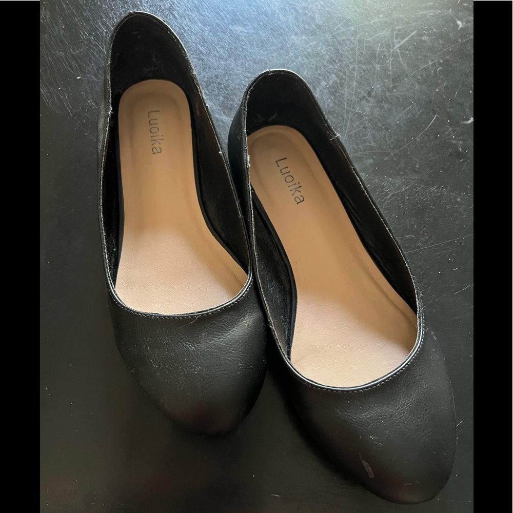 Ballet flats